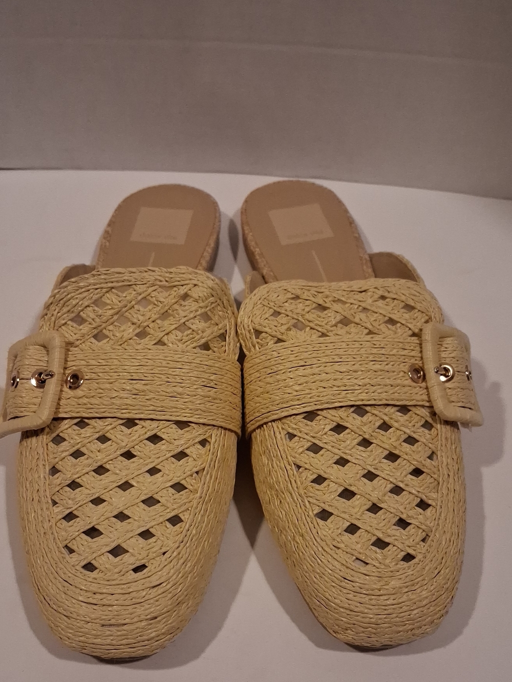 Dolce Vita Size 10.5 Women's Cream Woven Buckle Mules/sandal.